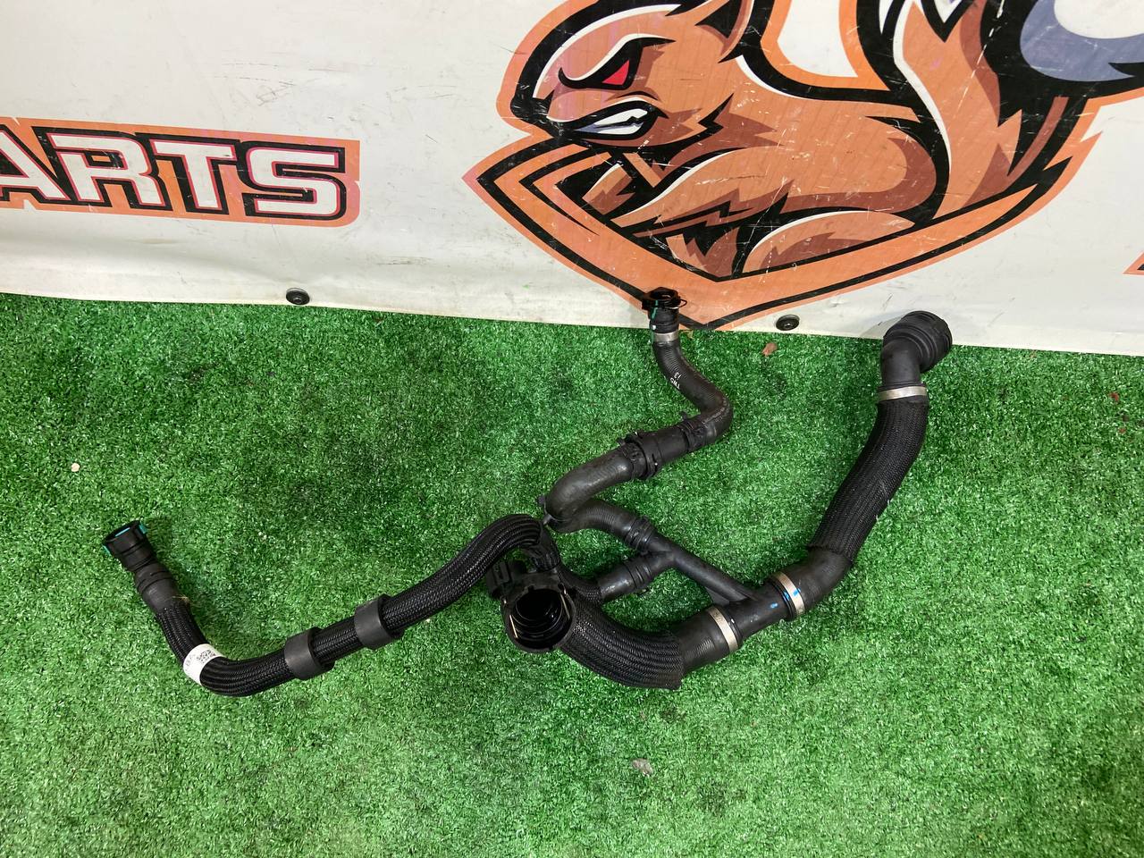 LR135840 Radiator pipe Range Rover Evoque New L551 (2019-) Used cost 90 € in stock 3 pcs.