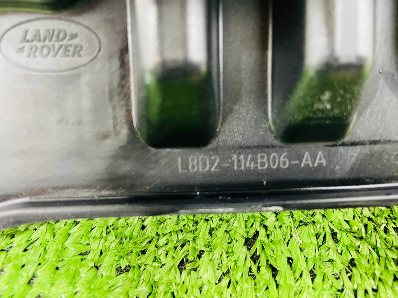 LR135974 Bracket battery platform Range Rover Evoque New L551 (2019-) used cost 50 € in stock 2 pcs.