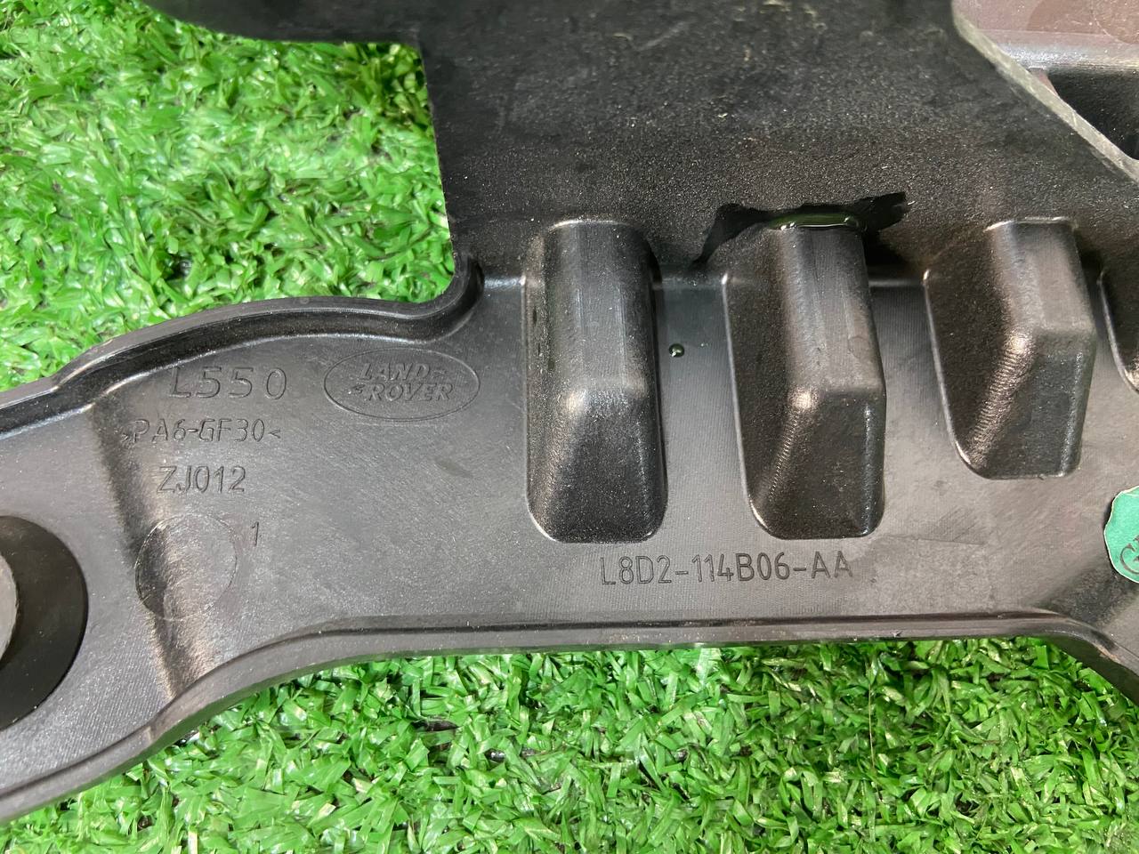 LR135974 Bracket battery platform Range Rover Evoque New L551 (2019-) used cost 50 € in stock 2 pcs.