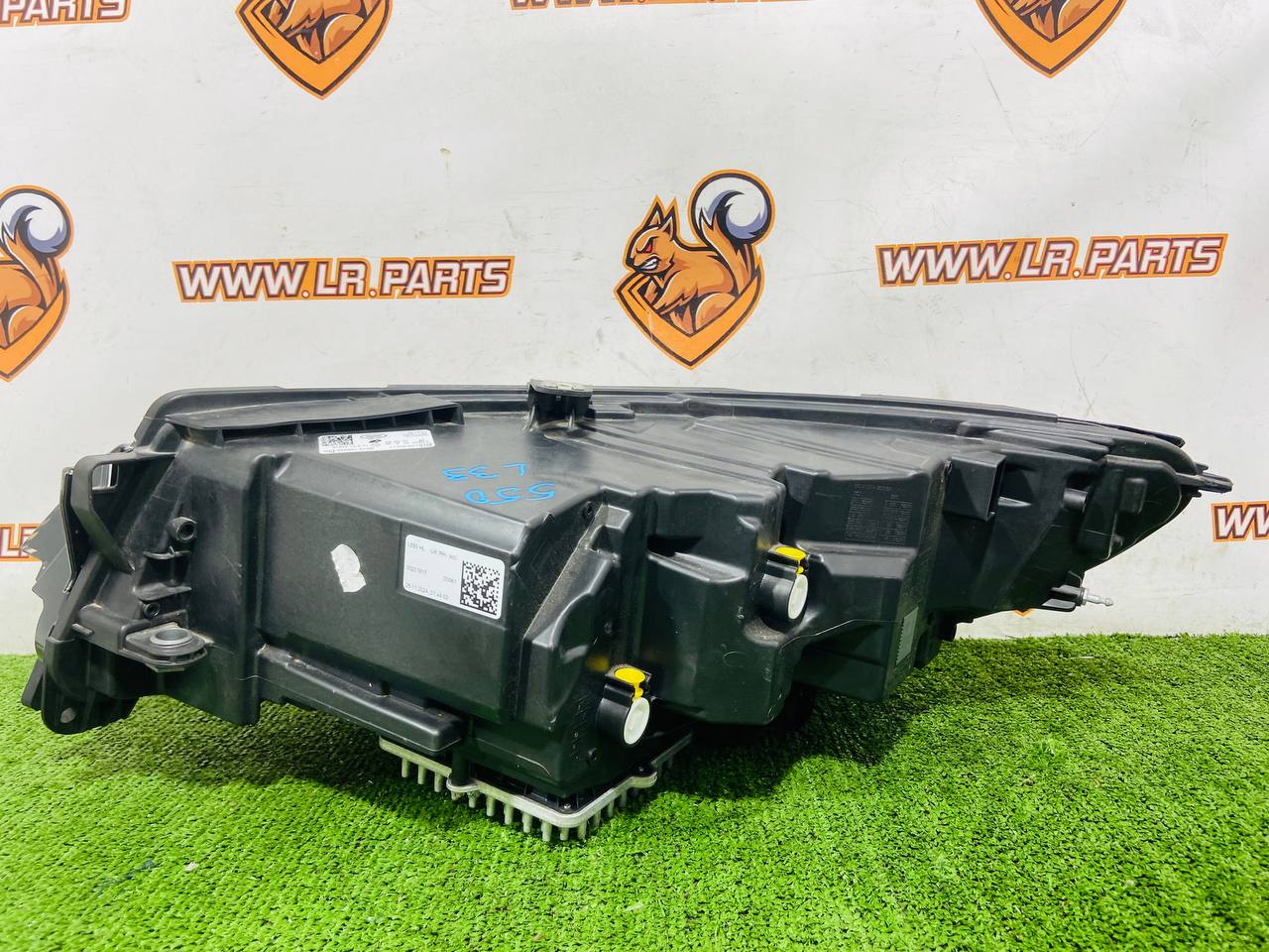 LR137595 Headlight right LED 2019- Land Rover Discovery Sport L550 (2015-) Used - Image 15