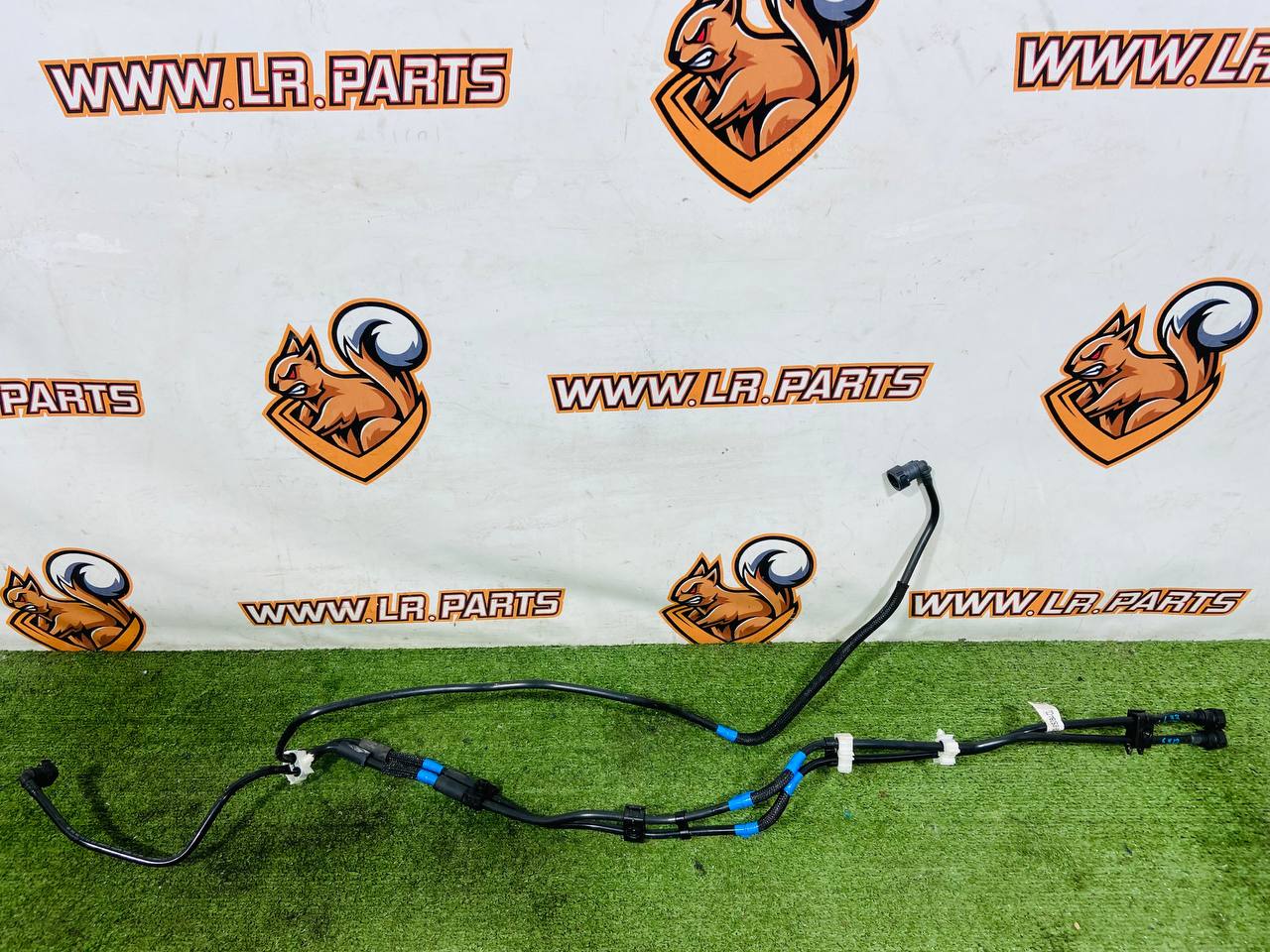 LR140312 Fuel supply pipe Land Rover Discovery Sport L550 (2015-) Used cost € in stock 1 pcs.