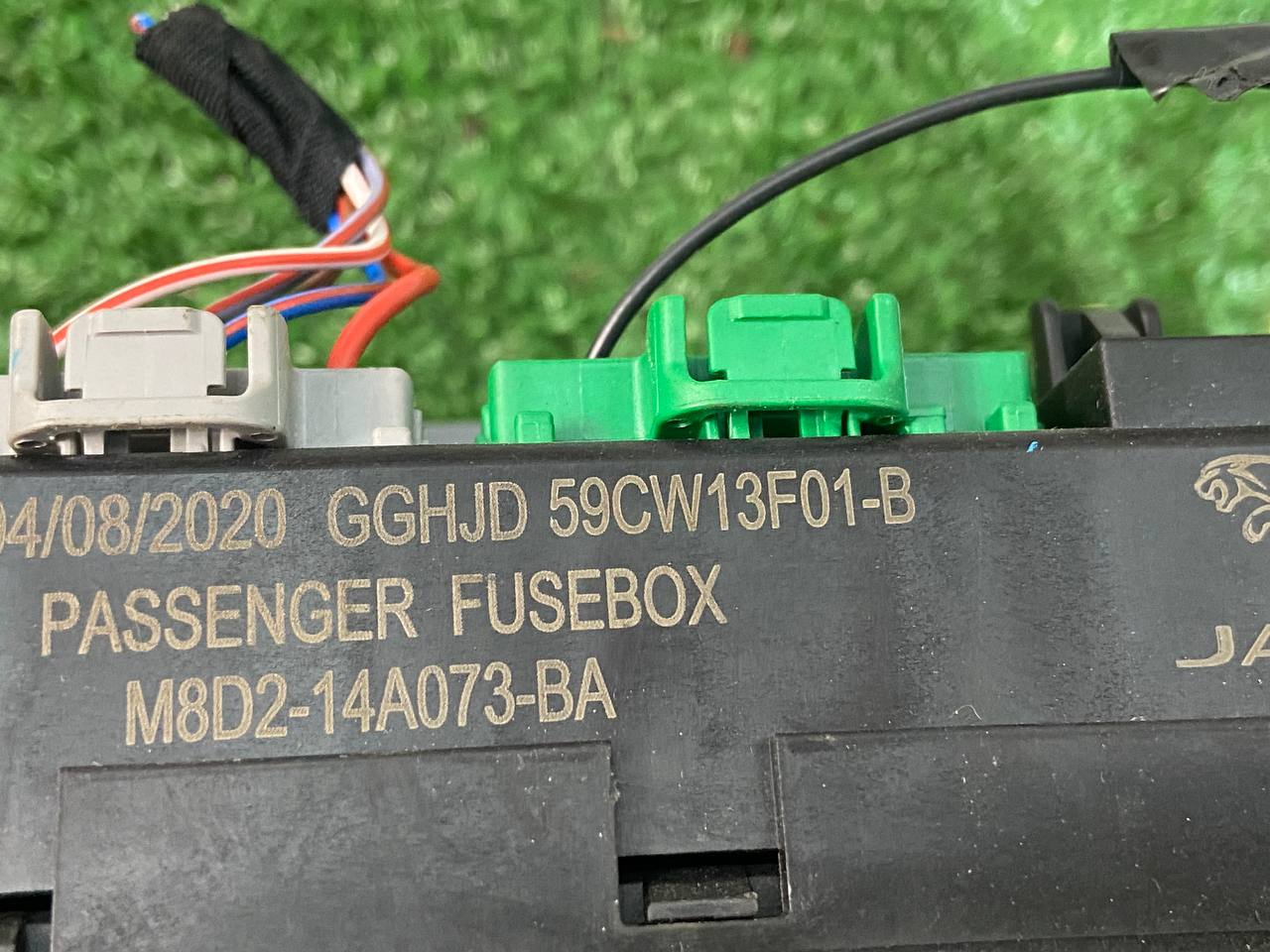 LR144125 Fuse box Land Rover Discovery Sport L550 (2015-) Used cost 100 € in stock 5 pcs.