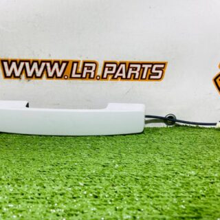 LR146216 Luggage compartment door handle Land Rover New Defender L663 (2020-) Used cost € in stock 1 pcs.