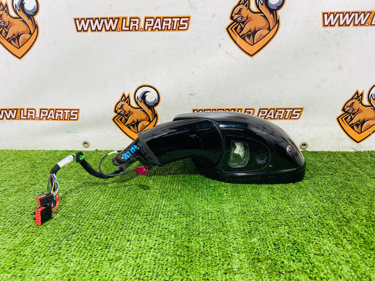 LR152964 Left exterior mirror assembly for Range Rover Sport L461 (2023-) Used - Image 12