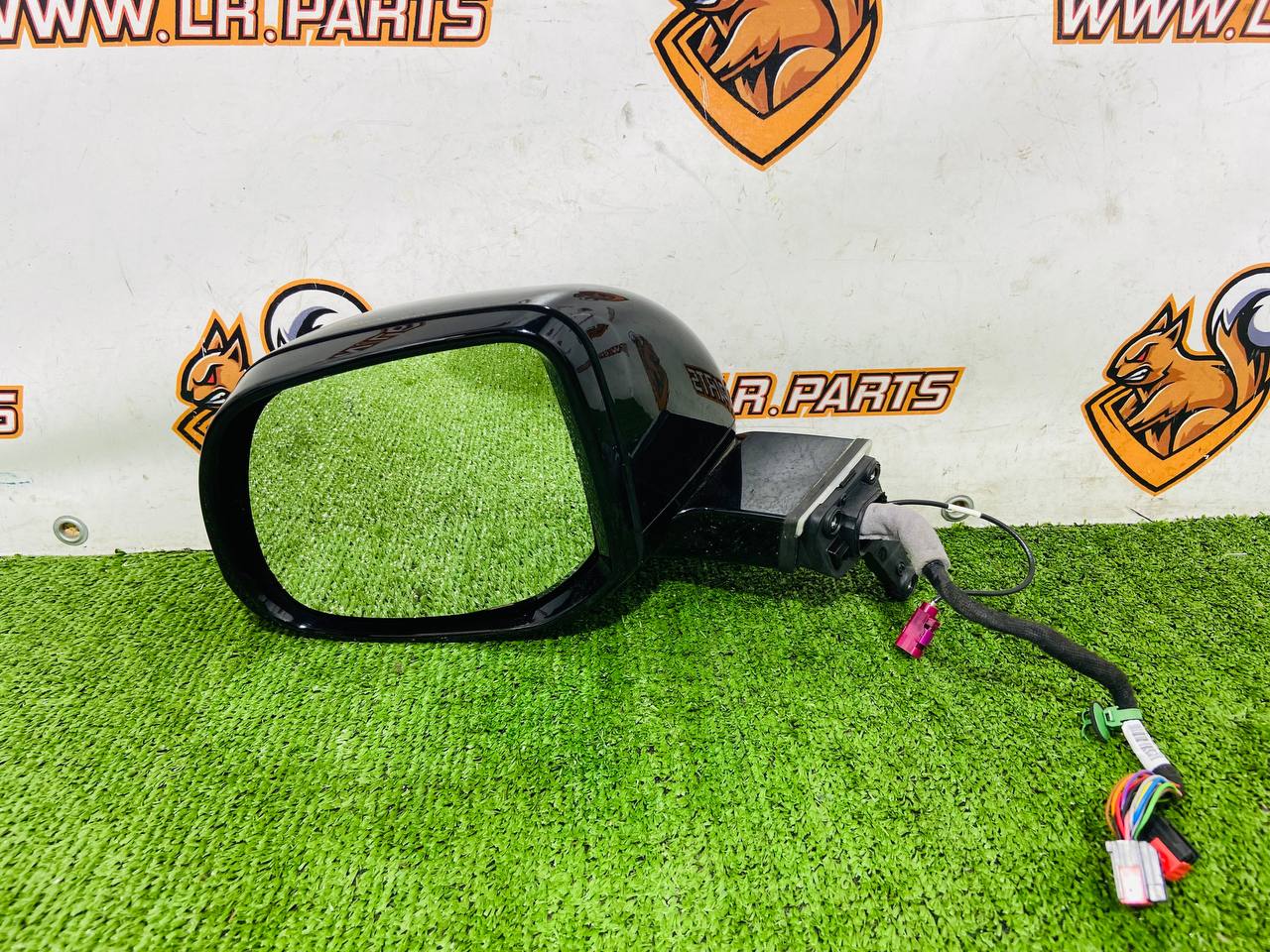LR152964 Left exterior mirror assembly for Range Rover Sport L461 (2023-) Used cost 1 150 € in stock 1 pcs.