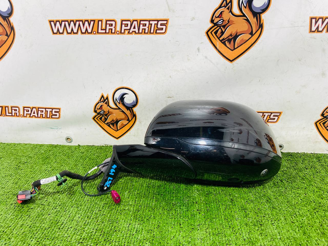 LR152964 Left exterior mirror assembly for Range Rover Sport L461 (2023-) Used cost 1 150 € in stock 1 pcs.