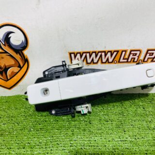 LR153684 Exterior front right door handle assembly for Land Rover New Defender L663 (2020-) Used cost € in stock 1 pcs.