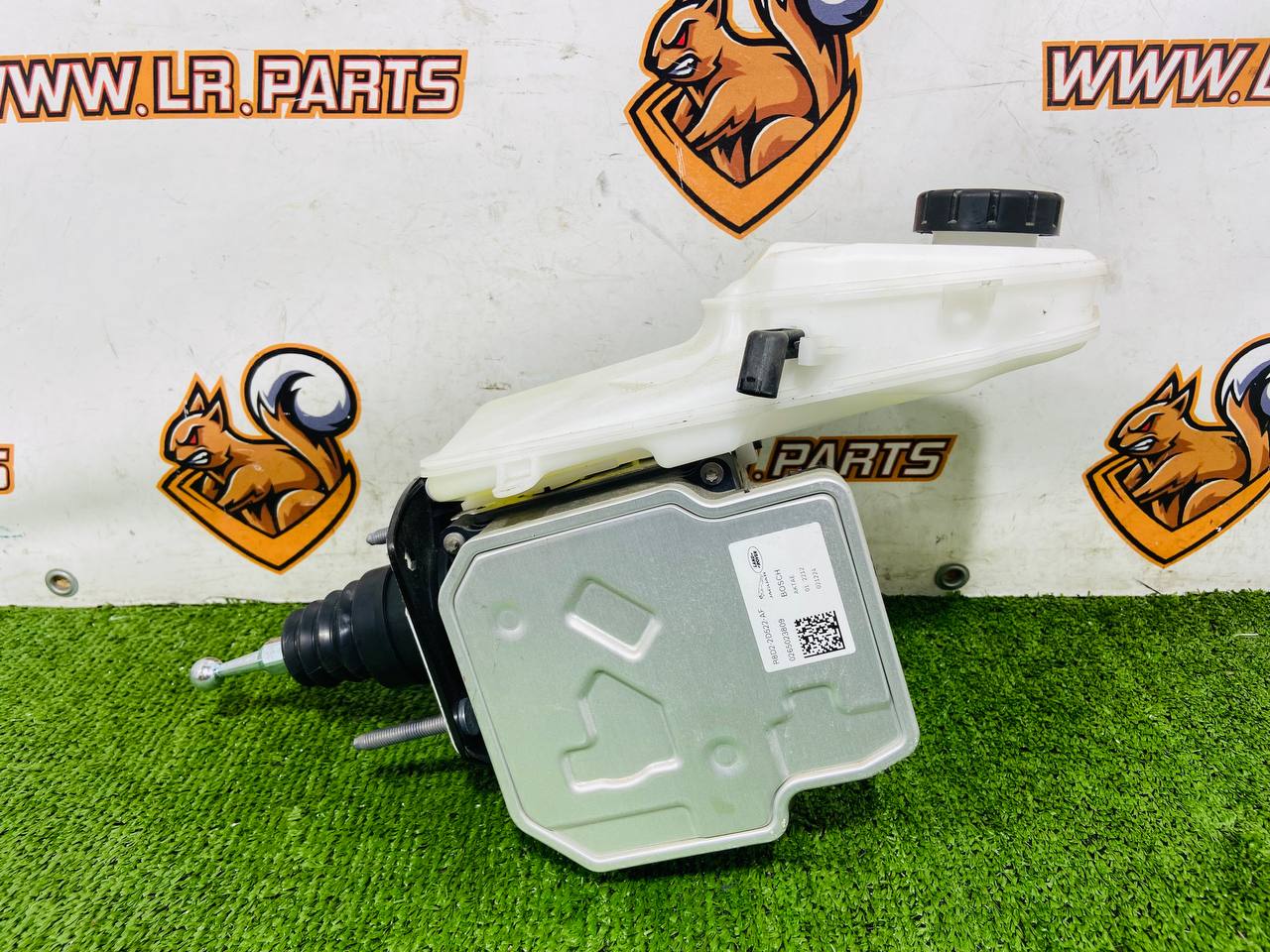 LR154515 ABS Module with reservoir for Range Rover Evoque New L551 (2019-) Used cost € in stock 3 pcs.