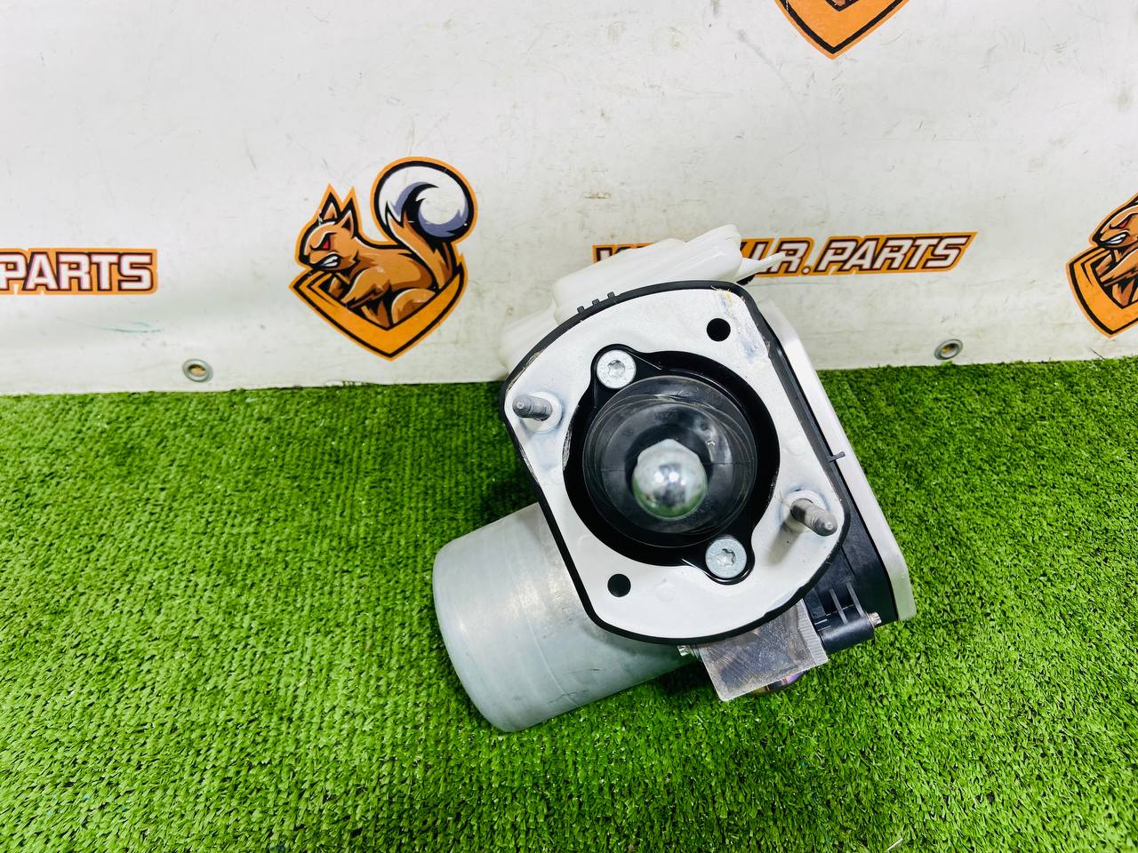 LR154515 ABS Module with reservoir for Range Rover Evoque New L551 (2019-) Used cost € in stock 3 pcs.