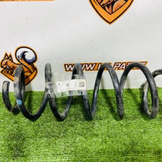 LR157155 Front spring RANGE ROVER EVOQUE NEW (L551) 2019- Used cost 45 € in stock 1 pcs.