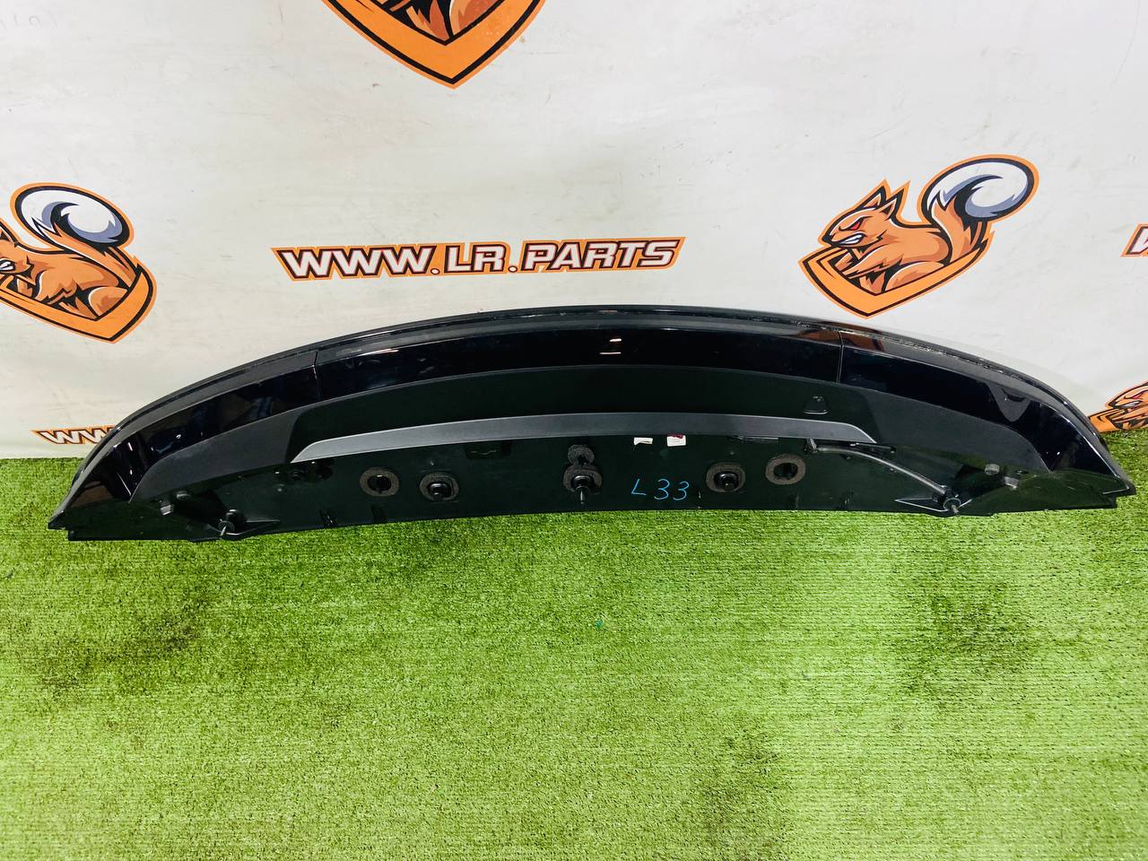 LR164215 Spoiler Land Rover Discovery Sport L550 (2015-) Used cost 200 € in stock 1 pcs.