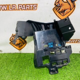 LR172985 Rear right bumper bracket mount Land Rover Discovery Sport L550 (2015-) Used cost  € in stock 1 pcs.