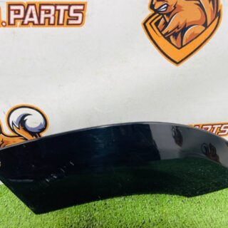 LR175921 Translation from Russian to English: Rear door arch molding (Narvik Black) left Land Rover New Defender L663 (2020-) Used cost  € in stock 1 pcs.