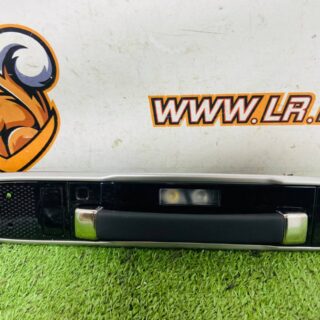 LR176262 Front passenger right/left handle in the console for Range Rover Sport L461 (2023-) Used cost € in stock 1 pcs.