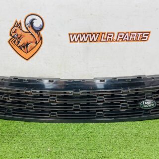 LR181752 Radiator grille without the top part for Range Rover Sport L461 (2023-) Used cost  € in stock 1 pcs.