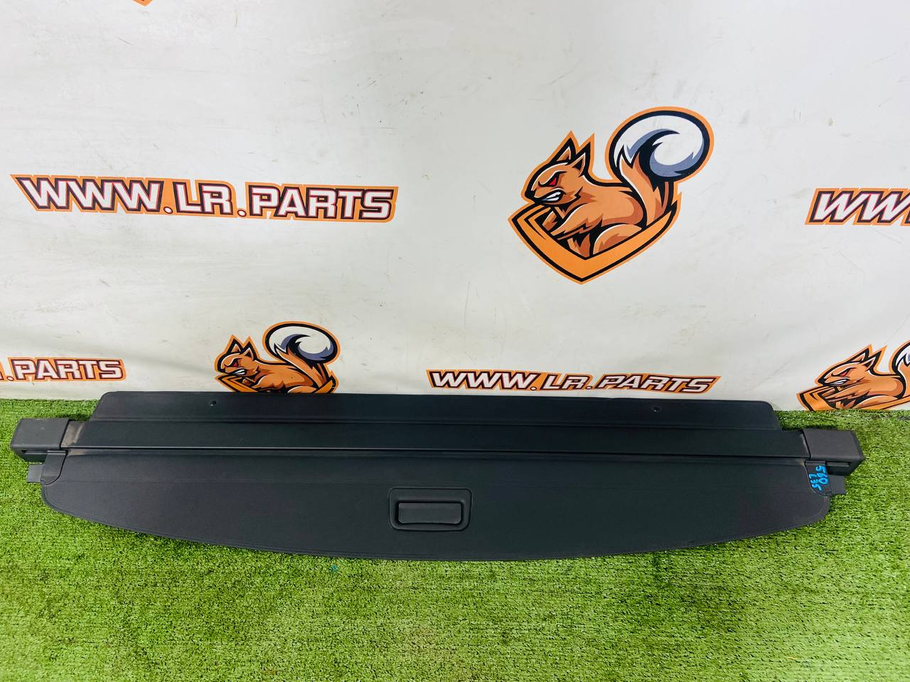 LR182020 Luggage compartment curtain for Range Rover Sport L461 (2023-) Used cost 340 € in stock 1 pcs.