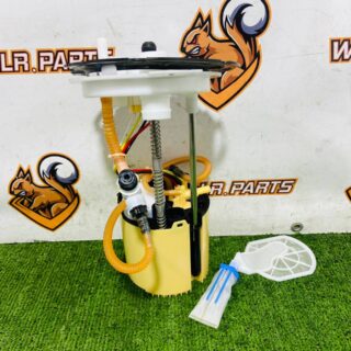 LR185927 Fuel pump petrol assembly submerged for Land Rover Discovery Sport L550 (2015-) Used cost  € in stock 1 pcs.