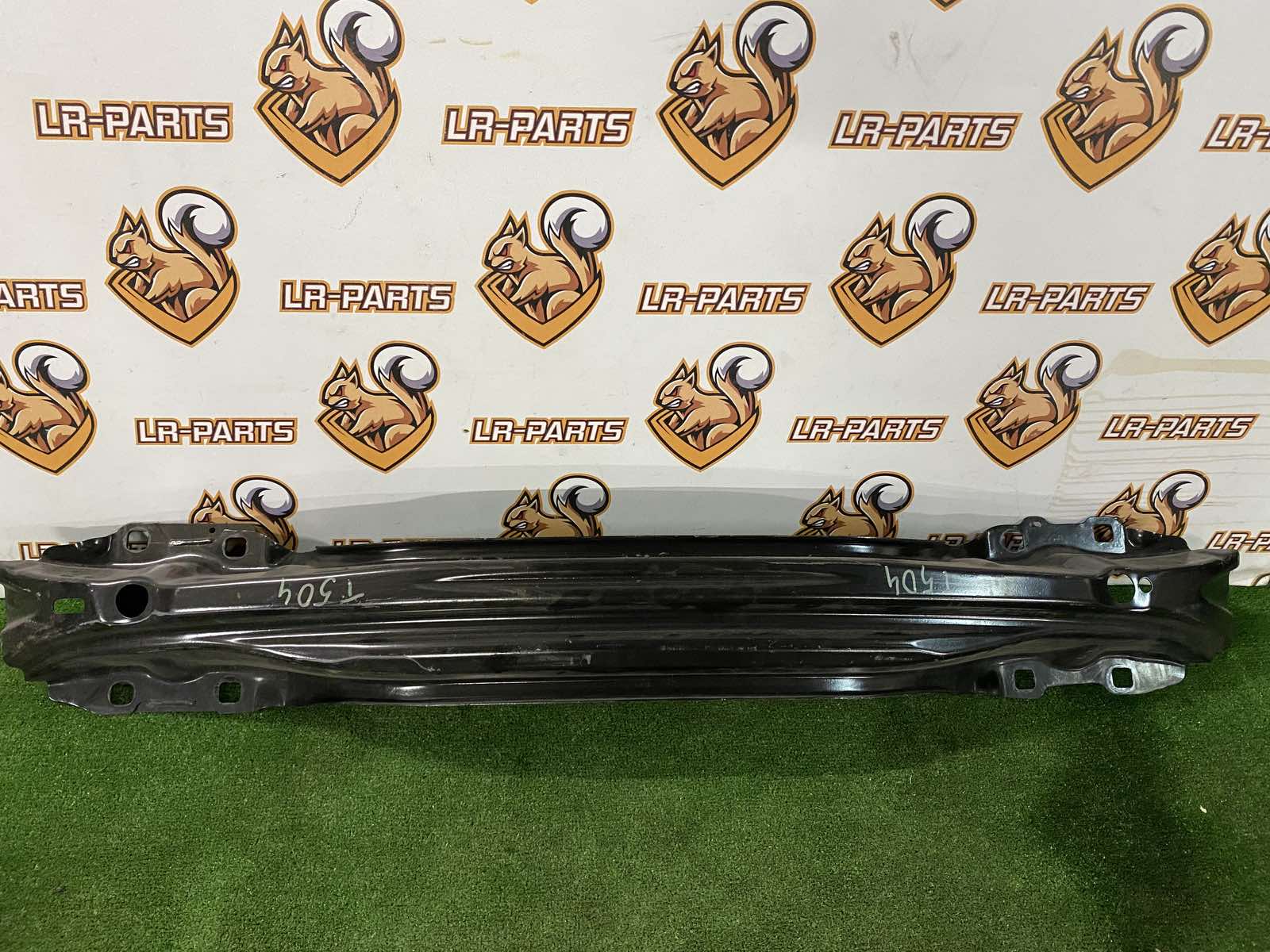 T2H1134 Rear bumper amplifier Jaguar F-Pace X761 (2017-) Used cost 100 € in stock 7 pcs.