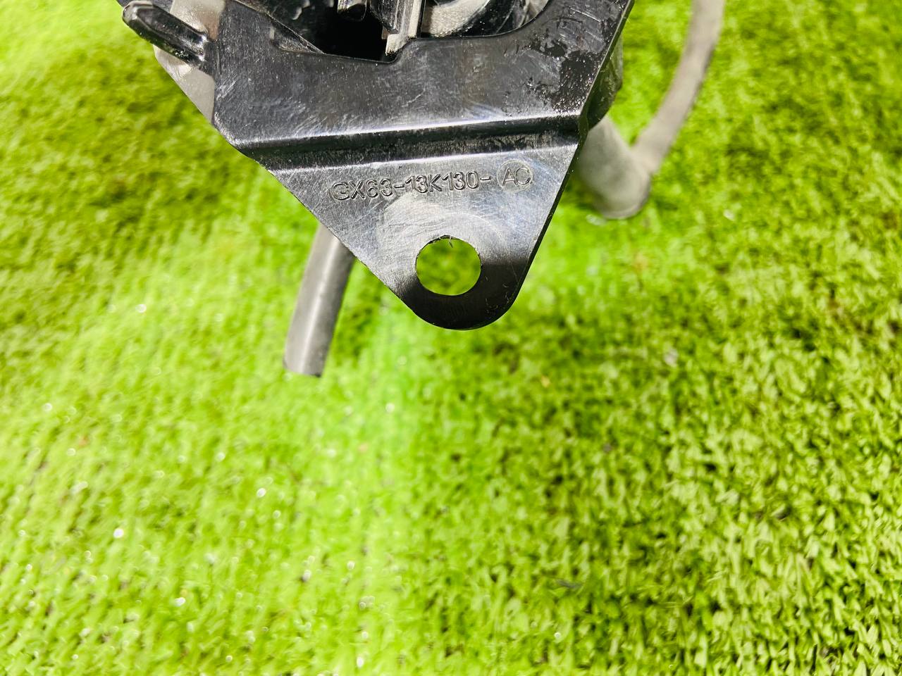 T2H3654 Right Headlight Washer Nozzle Jaguar XF X260 (2015-) Used cost 60 € in stock 1 pcs.
