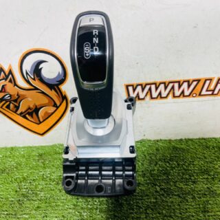 T2R13483 Gearshift surround for Jaguar F-Type X152 (2014-) used cost € in stock 1 pcs.