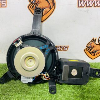 T2R21049 Premium left subwoofer for Jaguar F-Type X152 (2014-) Used cost  € in stock 1 pcs.