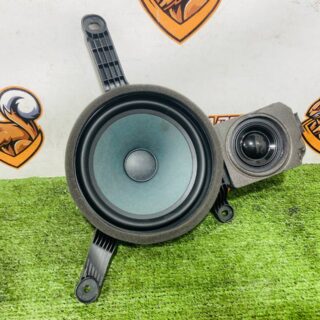 T2R21050 Premium Right Subwoofer Jaguar F-Type X152 (2014-) Used cost  € in stock 1 pcs.
