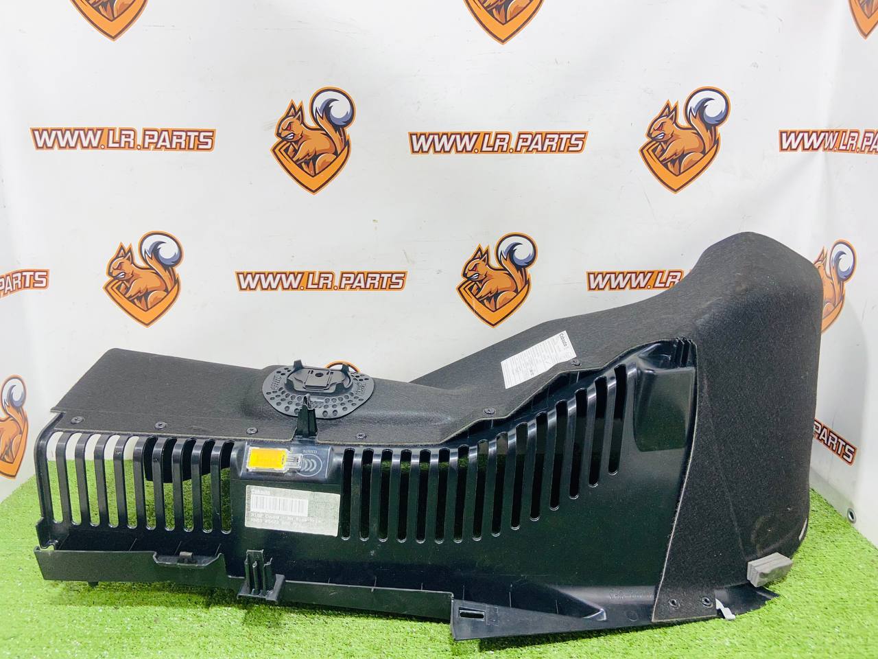 T2R22057PVJ Right side trunk lining for Jaguar F-Type X152 (2014-) used cost € in stock 1 pcs.