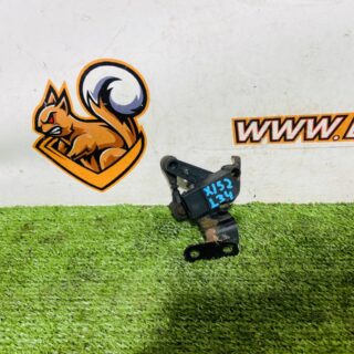 T2R23679 Front Left Height Sensor Jaguar F-Type X152 (2014-) Used cost € in stock 1 pcs.