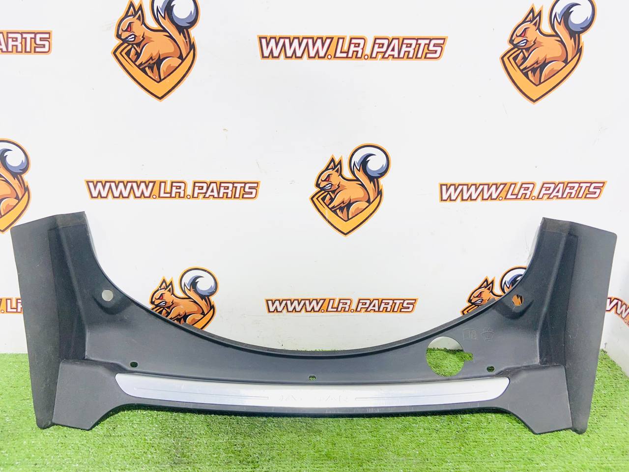 T2R60024 Trunk lining drain tray for Jaguar F-Type X152 (2014-) Used cost € in stock 1 pcs.