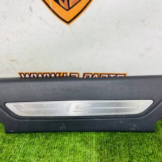 T4A4265PVJ Left front threshold overlay Jaguar F-Pace X761 (2017-) Used cost  € in stock 1 pcs.