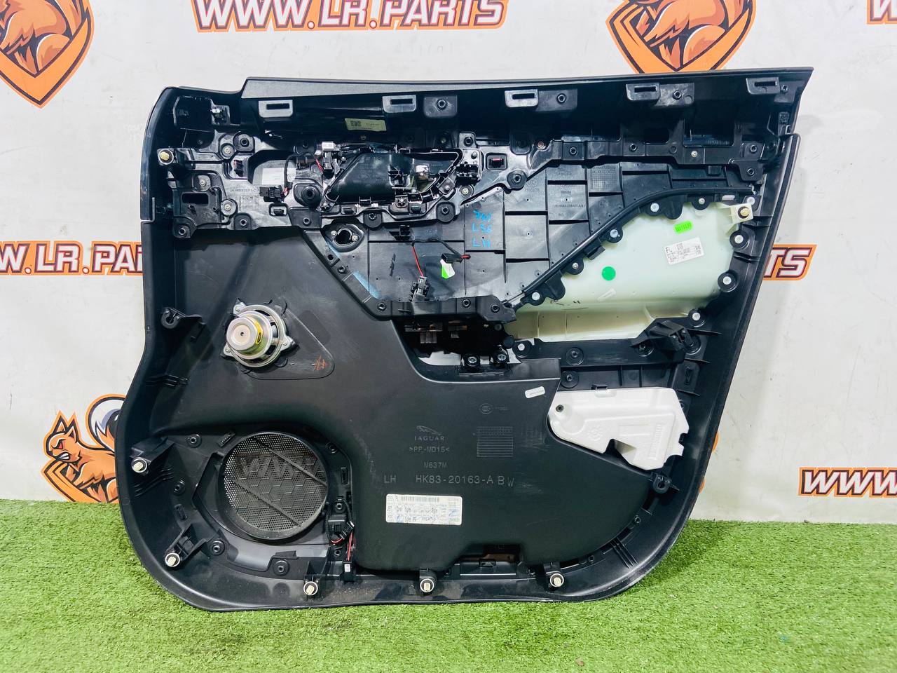 T4A8069 Door card of the front left Jaguar F-Pace X761 (2017-) Used cost 200 € in stock 1 pcs.