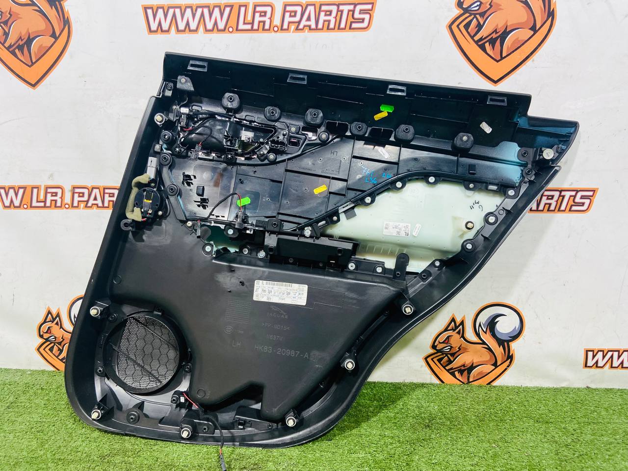 T4A8071 Door card of the rear left Jaguar F-Pace X761 (2017-) second hand cost 200 € in stock 1 pcs.