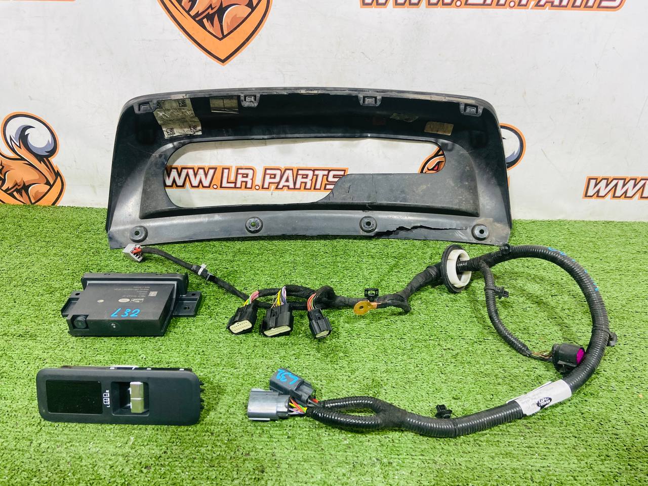 VPLXT0333 Electric towbar kit Range Rover Sport L461 (2023-) Used - Image 21