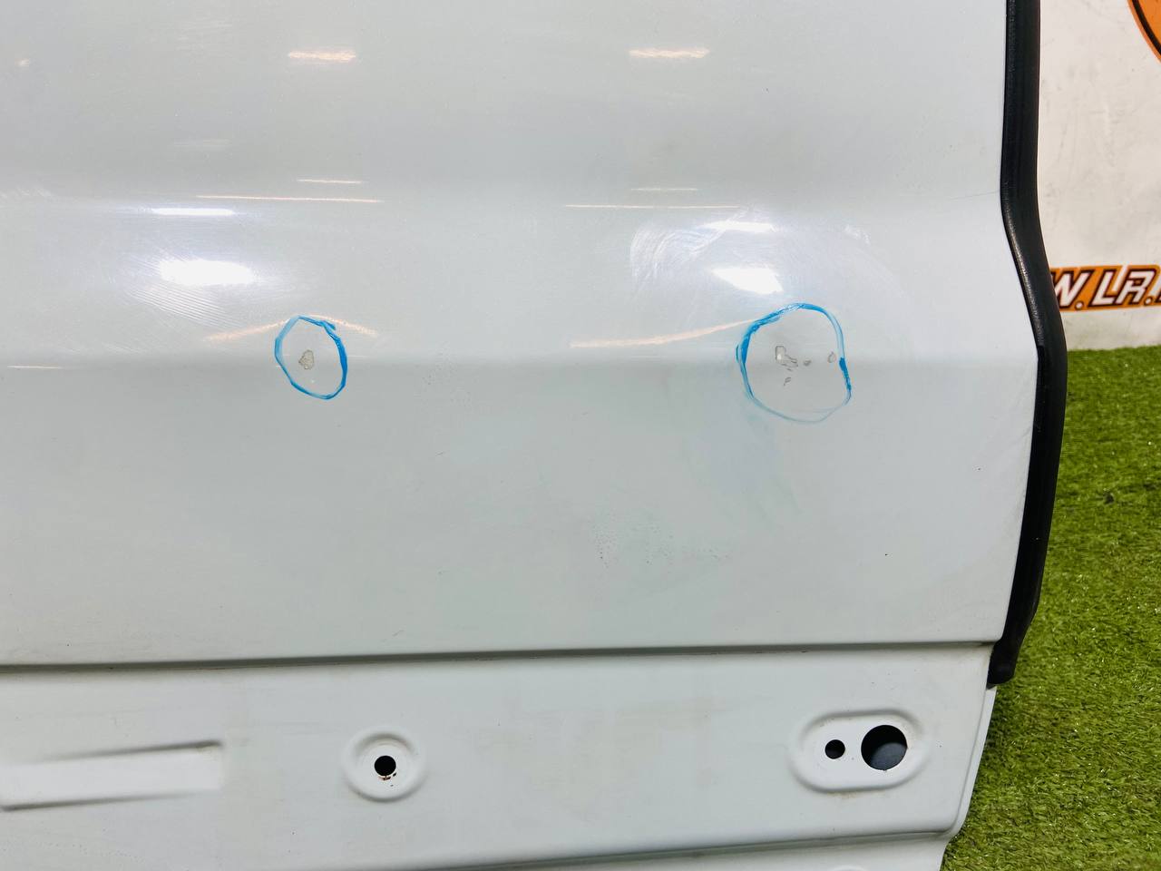 LR028556 Right rear door assembly Range Rover Evoque L538 (2012-2018) Used cost € in stock 1 pcs.