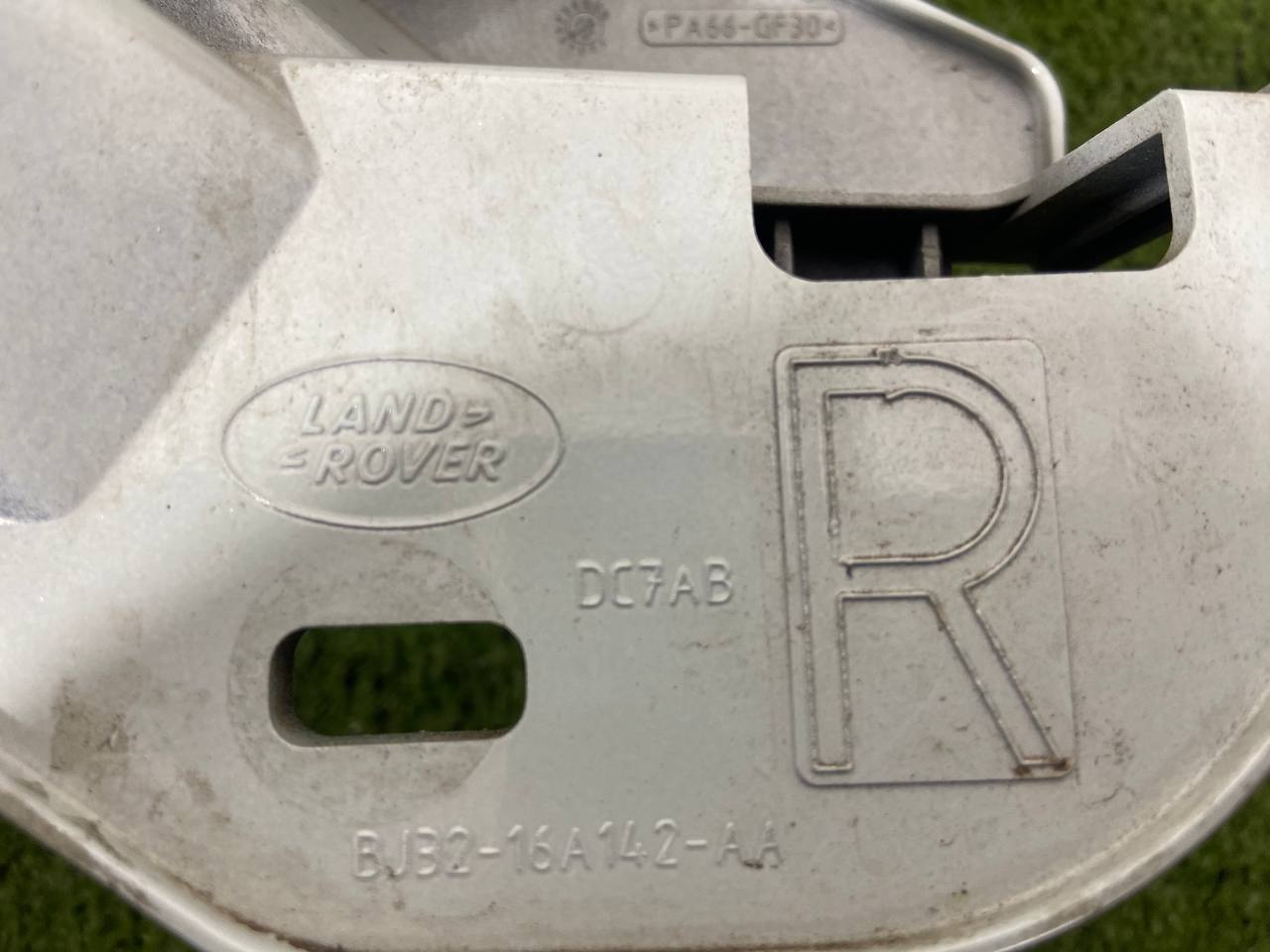 LR066922 Right front wing Range Rover Evoque L538 (2012-2018) Used - Image 14