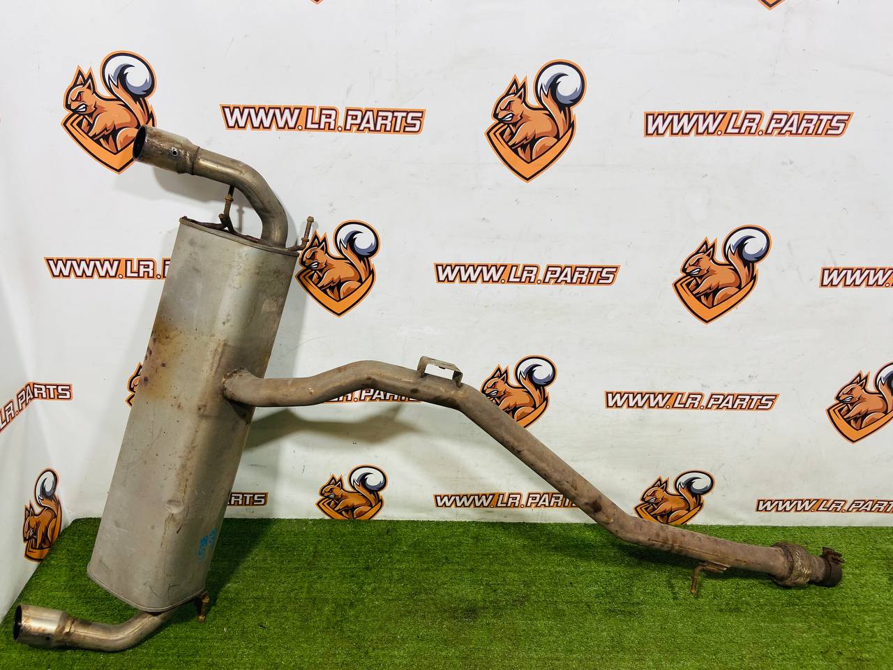 LR072205 Muffler assembly Range Rover Evoque L538 (2012-2018) Used cost € in stock 1 pcs.