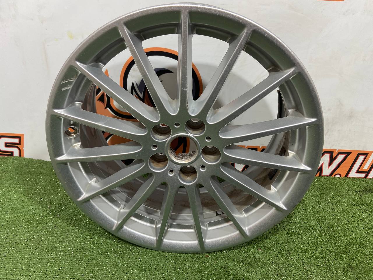 LR091517 Wheel Disc 7.5*18/5*108/45 CB 63.3 Range Rover Velar L560 (2018-) Used - Image 48