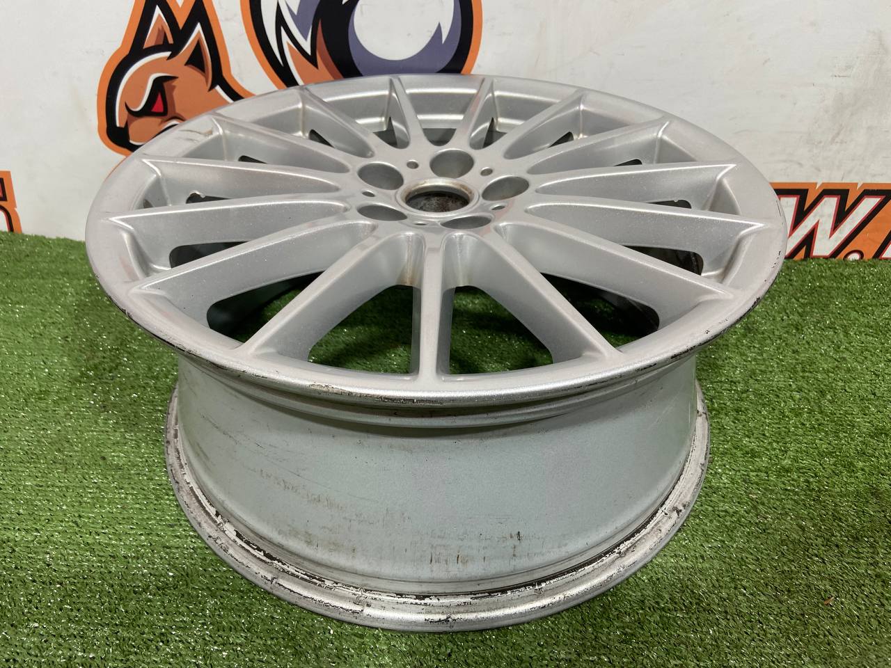LR091517 Wheel Disc 7.5*18/5*108/45 CB 63.3 Range Rover Velar L560 (2018-) Used - Image 50
