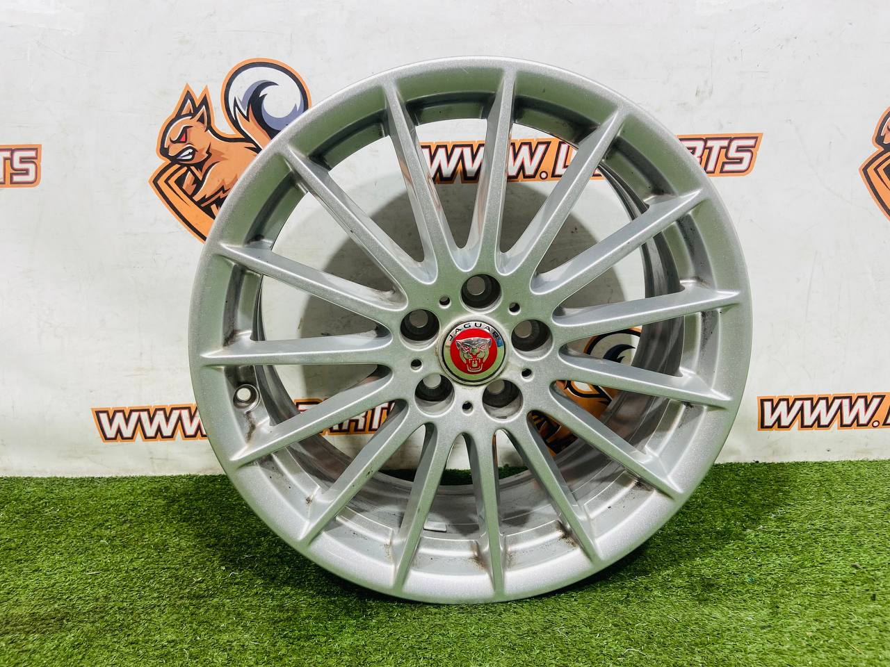LR091517 Wheel Disc 7.5*18/5*108/45 CB 63.3 Range Rover Velar L560 (2018-) Used - Image 56