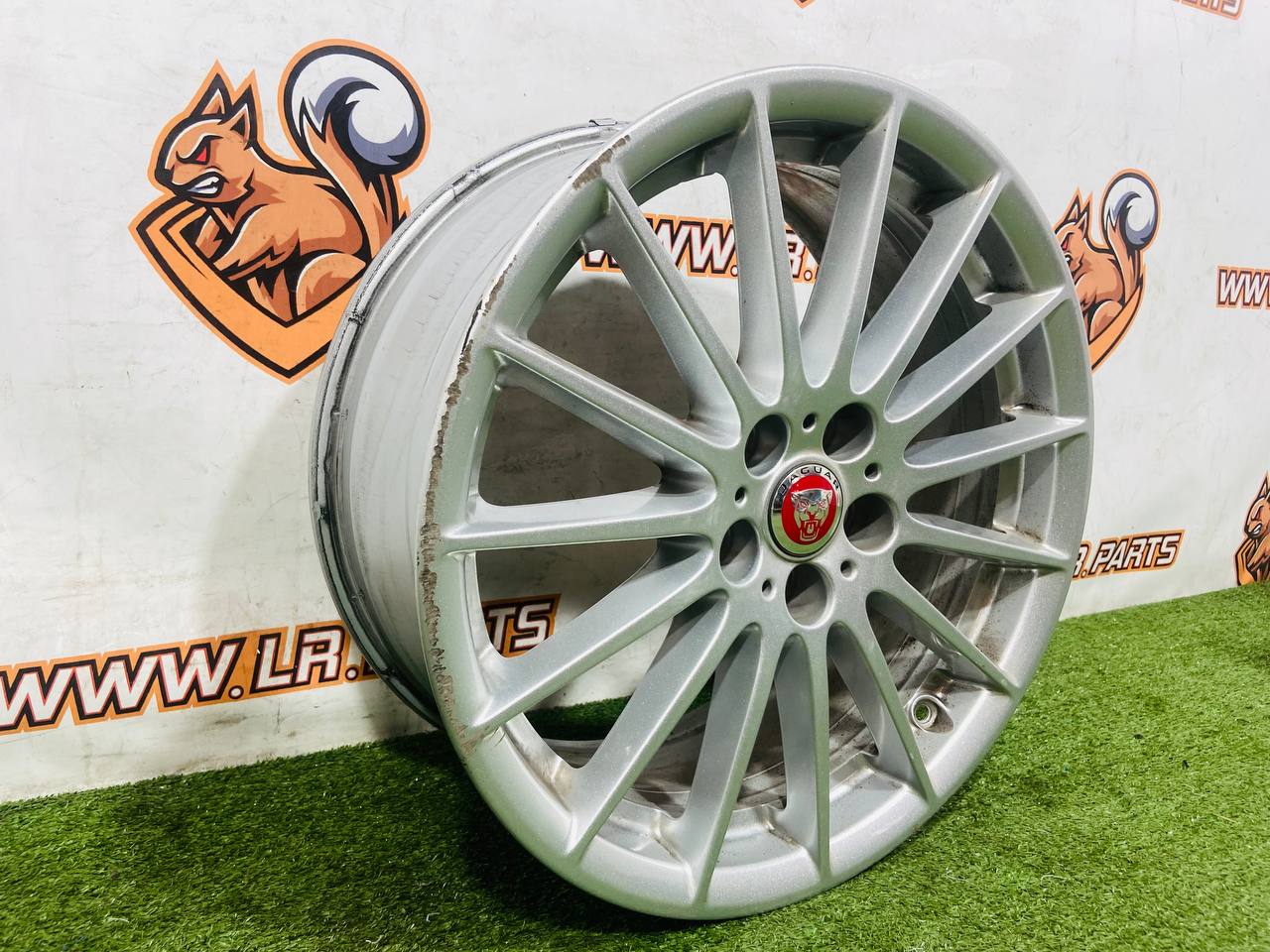 LR091517 Wheel Disc 7.5*18/5*108/45 CB 63.3 Range Rover Velar L560 (2018-) Used - Image 65