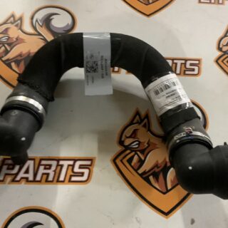 LR091640 Radiator Hose 2.0IE for Range Rover Velar L560 (2018-) Used cost 25 € in stock 1 pcs.