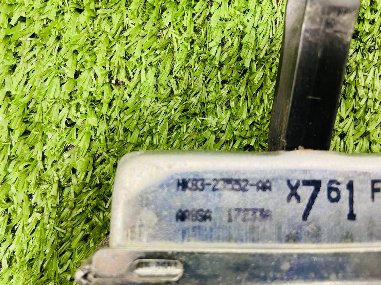 LR091725 Door limiter for Range Rover Velar L560 (2018-) Used - Image 16