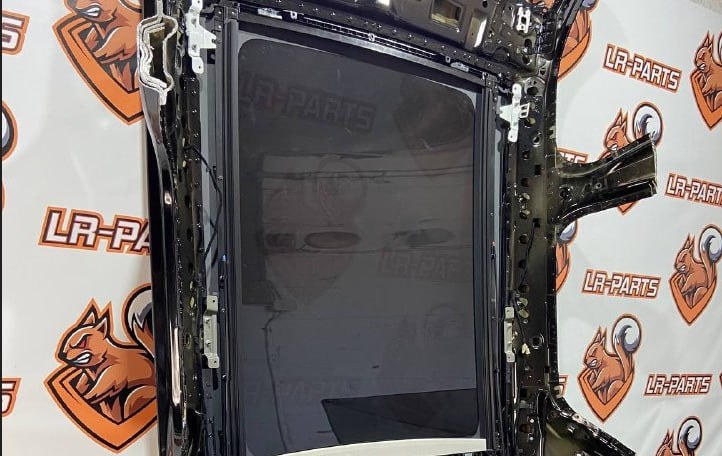 LR094197 Panoramic roof curtain Ebony Range Rover Velar L560 (2018-) Used cost € in stock 1 pcs.