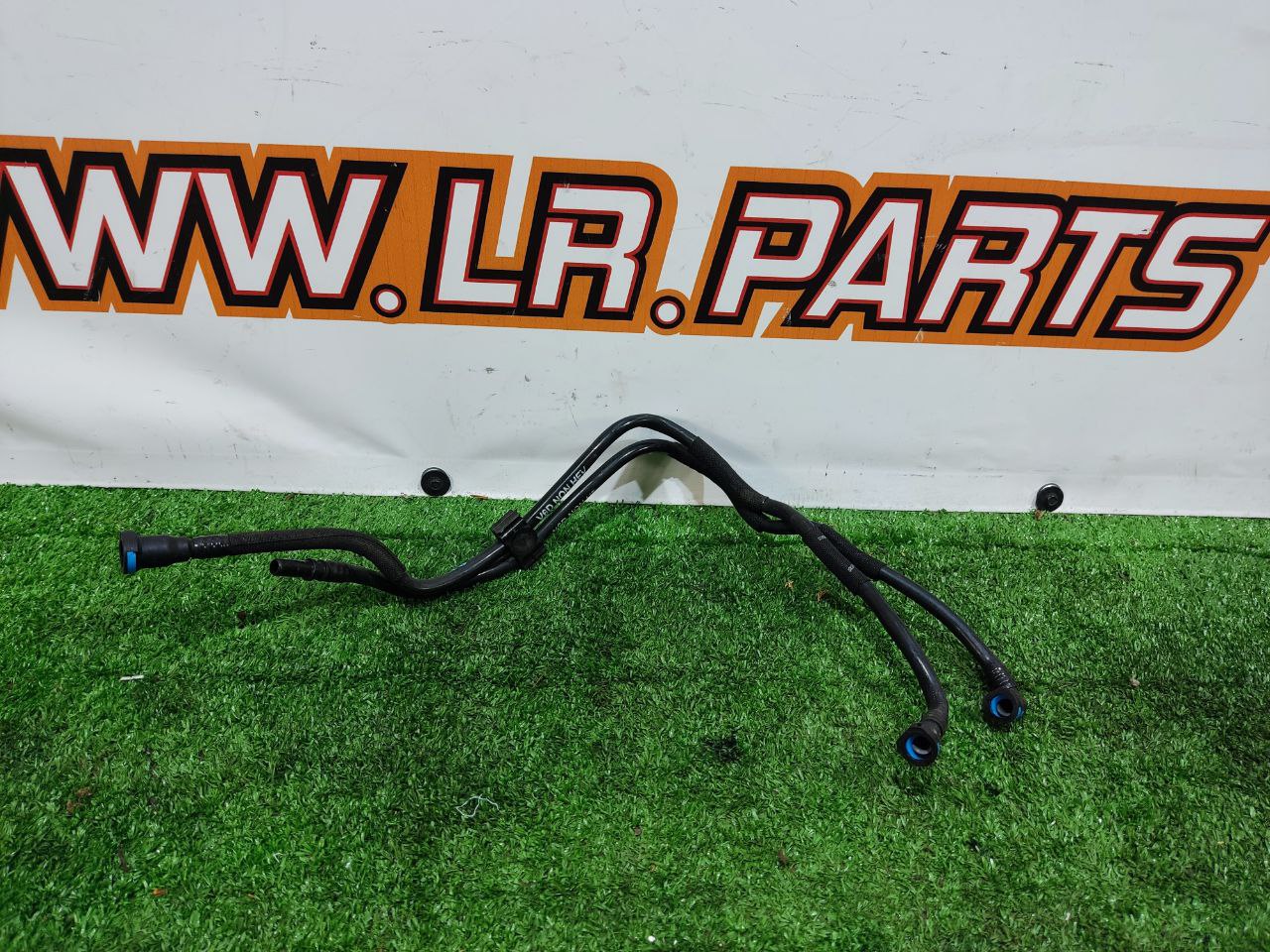 LR106819 Hose 3.0TD Coolant fuel intake Range Rover Sport L494 (2014-2022) Used cost 50 € in stock 1 pcs.