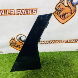 LR114197 Door molding rear right corner RANGE ROVER EVOQUE NEW (L551) 2019- Used cost 40 € in stock 1 pcs.