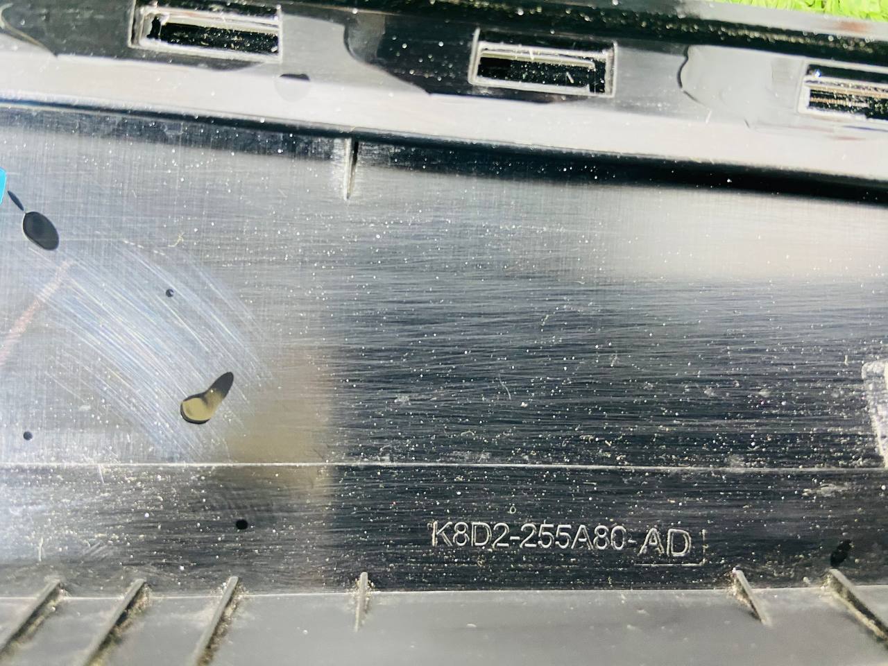 LR114199 Door molding REAR right vertical RANGE ROVER EVOQUE NEW (L551) 2019- Used cost 25,49 € in stock 1 pcs.