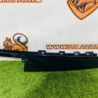 LR114199 Door molding REAR right vertical RANGE ROVER EVOQUE NEW (L551) 2019- Used cost 25,49 € in stock 1 pcs.