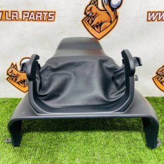 LR115577 Upper steering column cover Land Rover New Defender L663 (2020-) Used cost  € in stock 1 pcs.