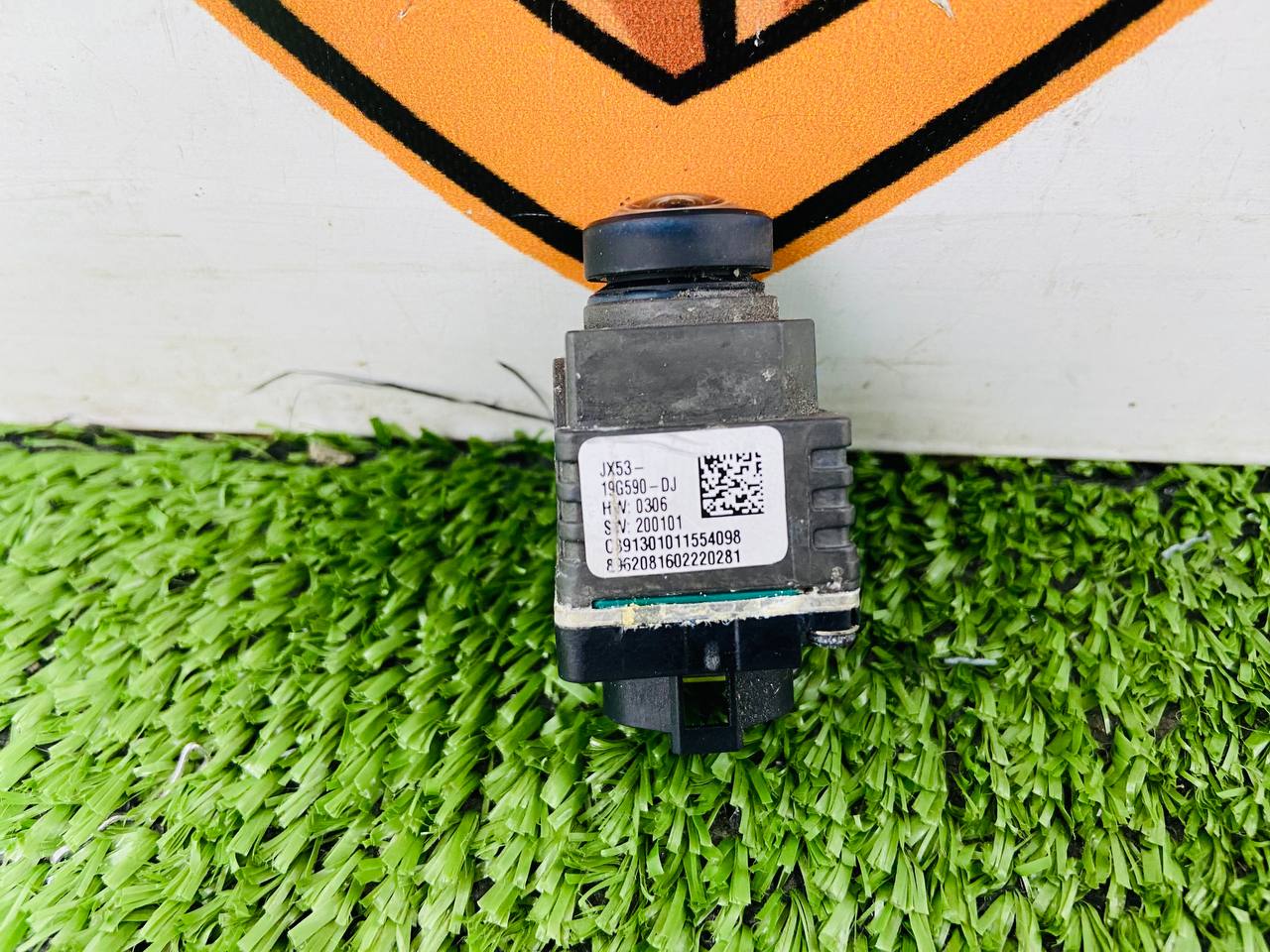 LR118146 Rear view camera Land Rover Discovery Sport L550 Used cost 200 € in stock 2 pcs.
