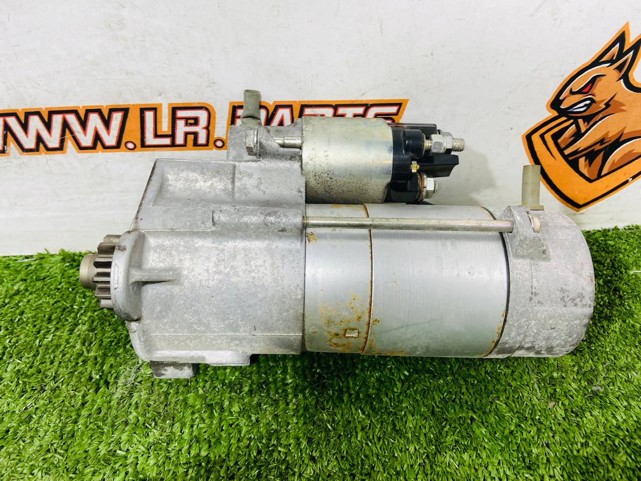 LR126164 Starter 2.0IE Range Rover Velar L560 (2018-) Used cost 150 € in stock 1 pcs.